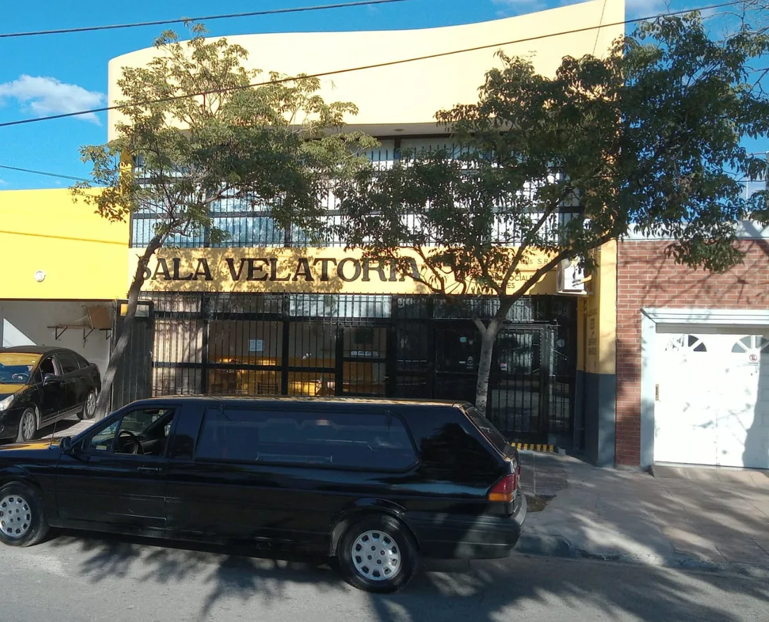 Fachada de la sala velatoria de Amemoriales San Luis