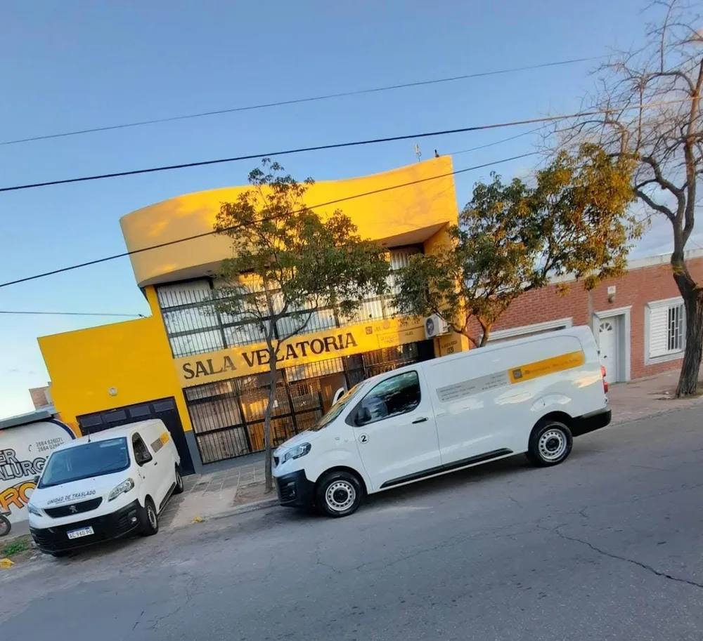 Fachada de la sala velatoria de Amemoriales San Luis